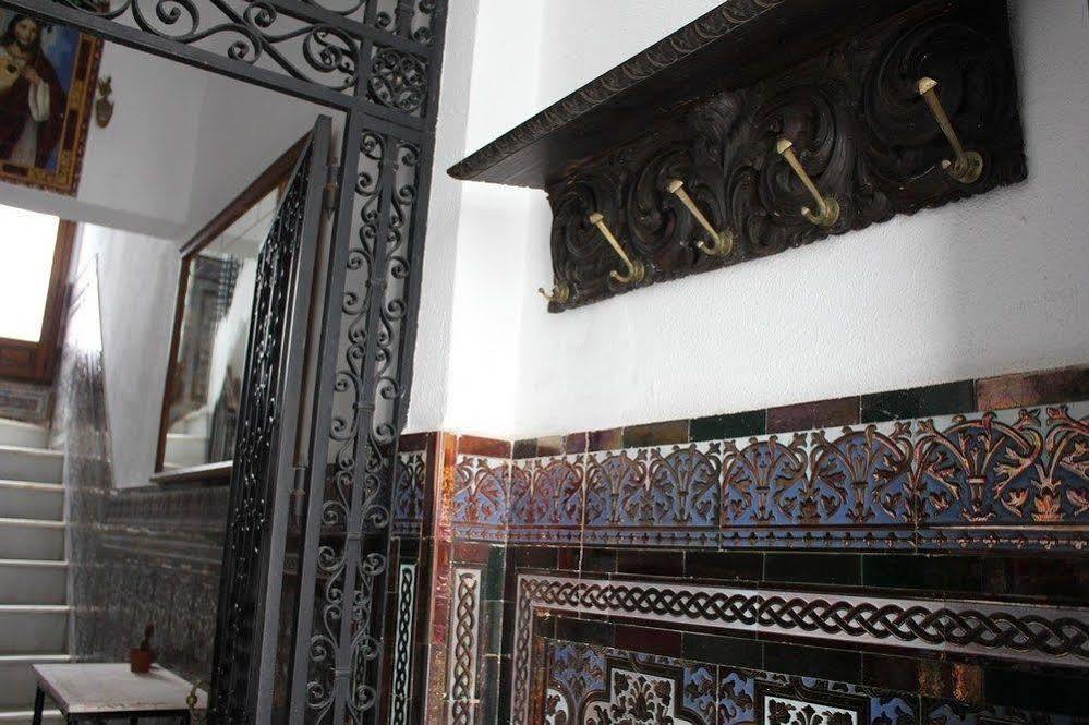 بيت شباب سيفيلادريم إشبيلية المظهر الخارجي الصورة